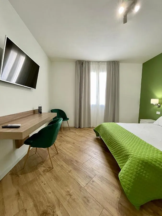 فندق مبيت وإفطار مارسالا Albaria Rooms-Apartments